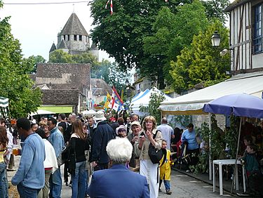 The Caesar Tower seen from the main square in the medieval upper town of Provins